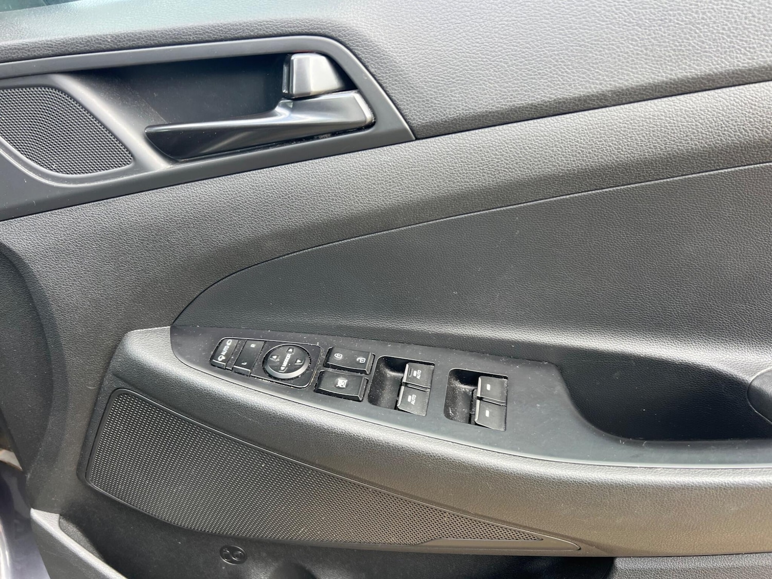 Used Hyundai TUCSON for sale - 78058810: Photo 5