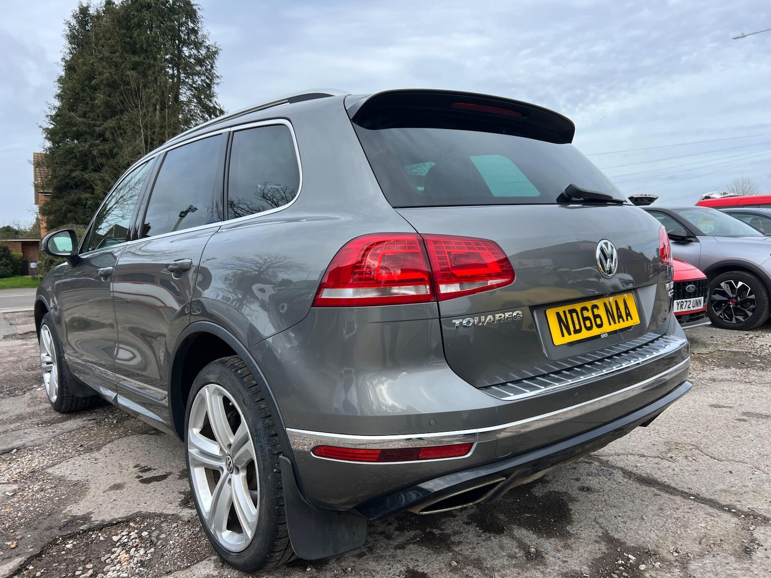 Used Volkswagen Touareg 2016 for sale - 77633751: Photo 3