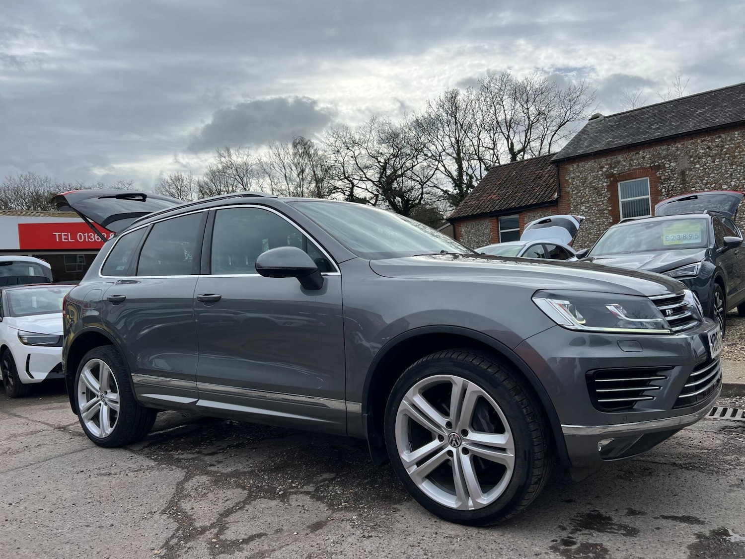 Used Volkswagen Touareg 2016 for sale - 77633751: Photo 33