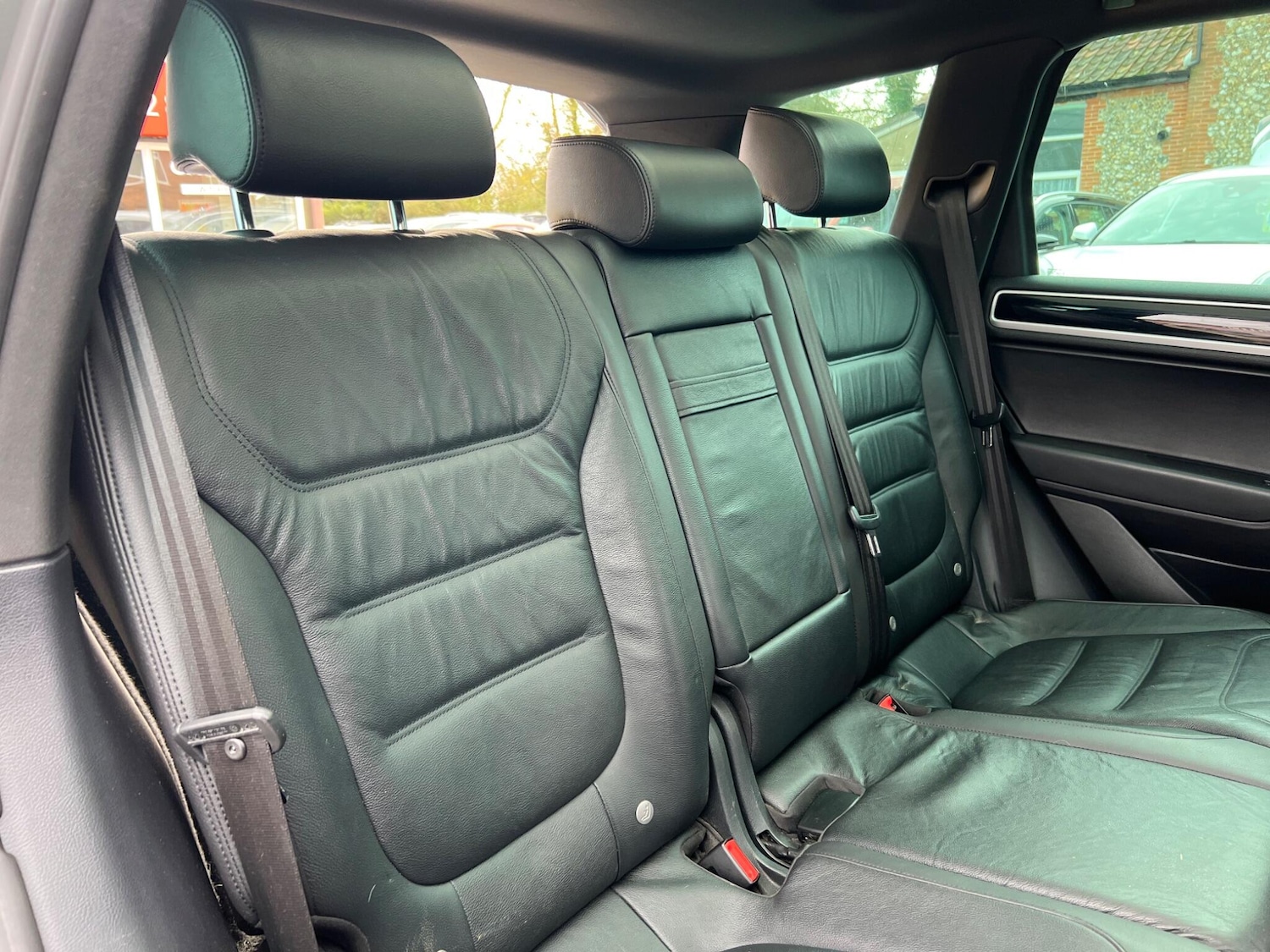 Used Volkswagen Touareg 2016 for sale - 77633751: Photo 5