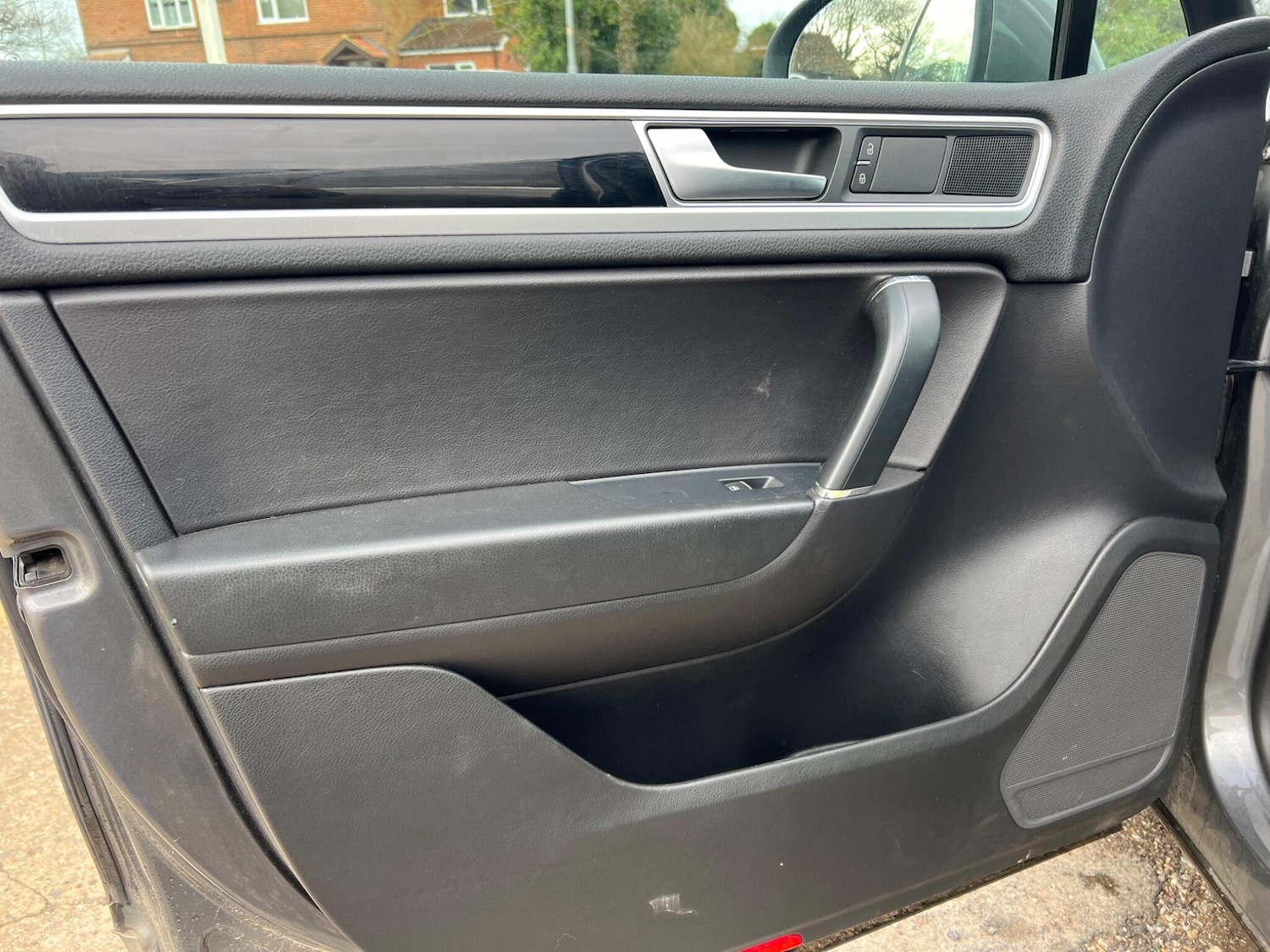 Used Volkswagen Touareg 2016 for sale - 77633751: Photo 58