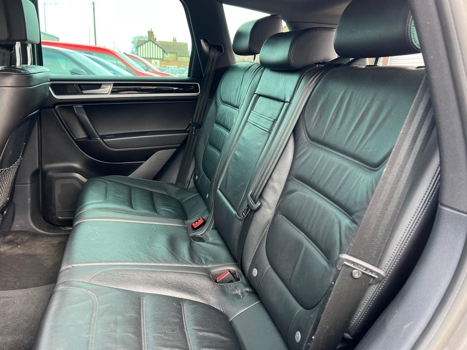 Used Volkswagen Touareg 2016 for sale - 77633751: Photo 68