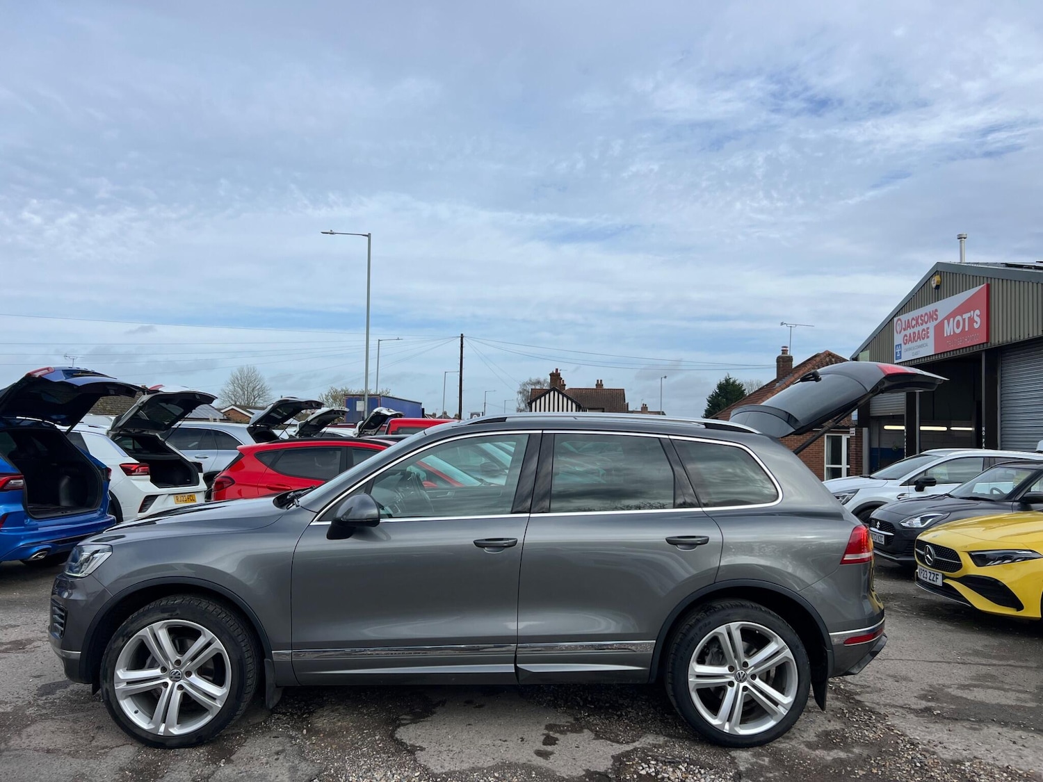 Used Volkswagen Touareg 2016 for sale - 77633751: Photo 71
