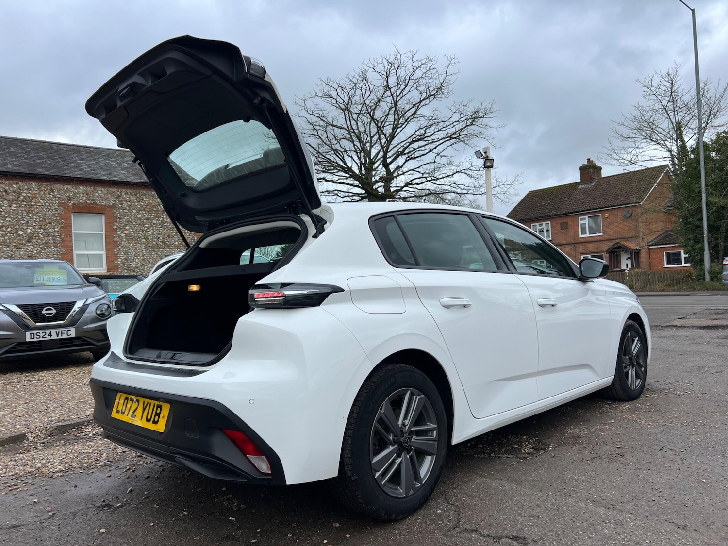 Used Peugeot 308 2022 for sale - 77203534: Photo 8