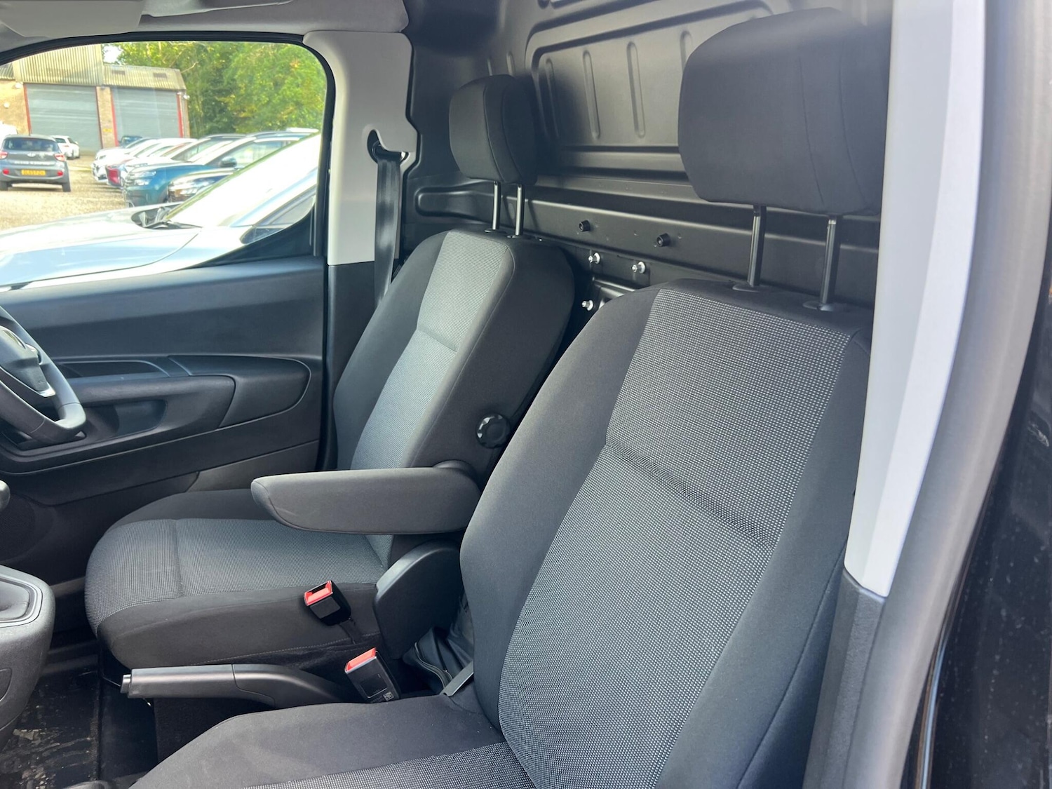 Used Peugeot Partner 2024 for sale - 75646604: Photo 10