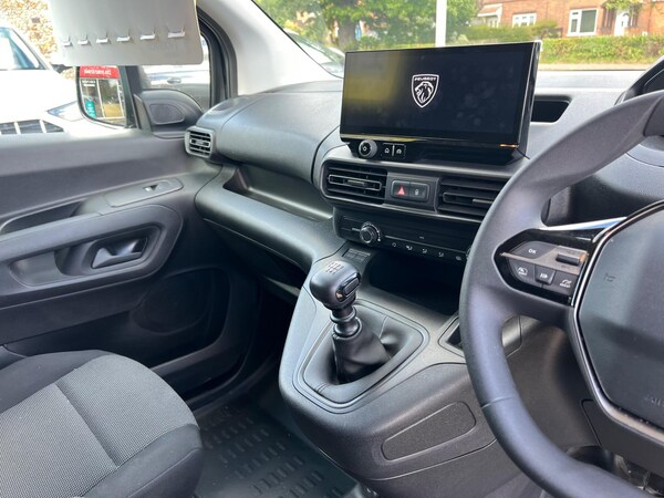 Used Peugeot Partner 2024 for sale - 75646604: Photo 24