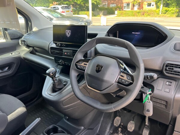 Used Peugeot Partner 2024 for sale - 75646604: Photo 31