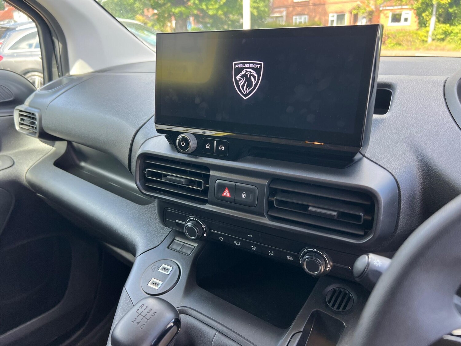 Used Peugeot Partner 2024 for sale - 75646604: Photo 32