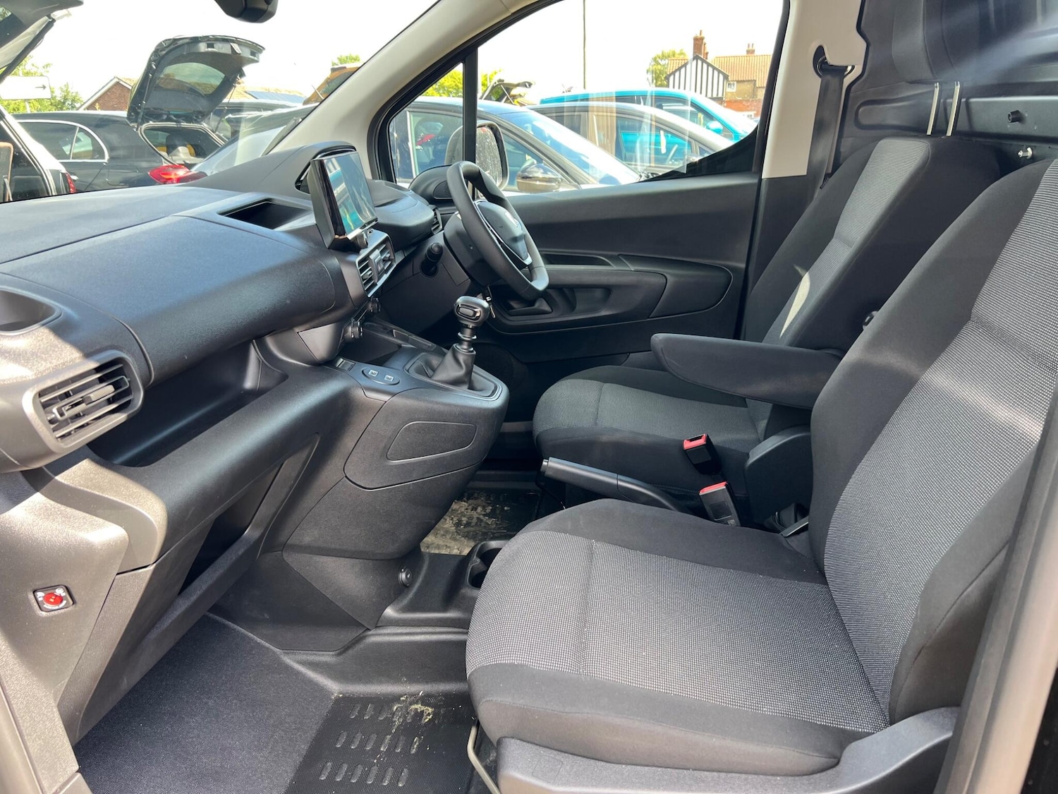 Used Peugeot Partner 2024 for sale - 75646604: Photo 70