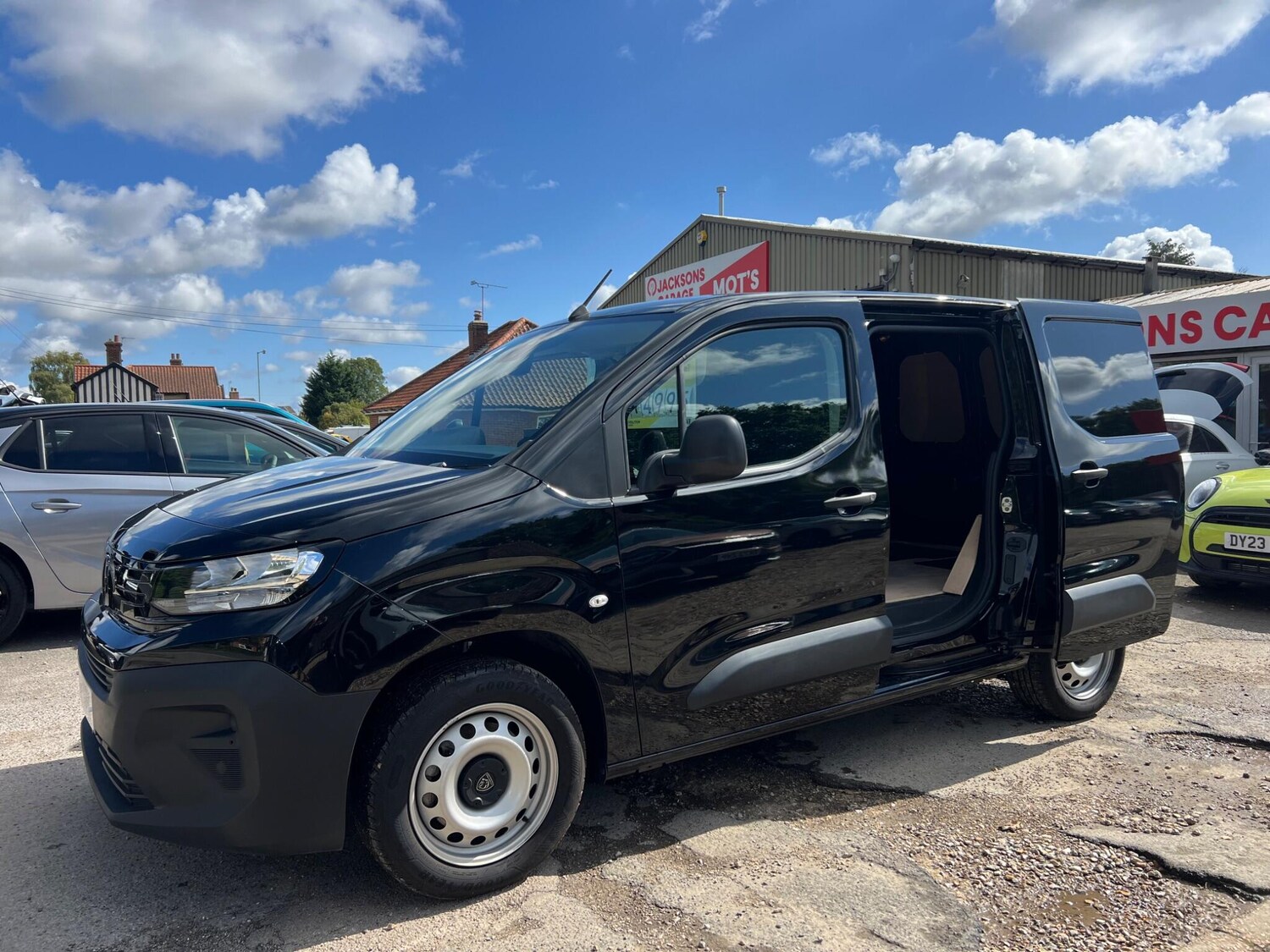 Used Peugeot Partner 2024 for sale - 75646604: Photo 76