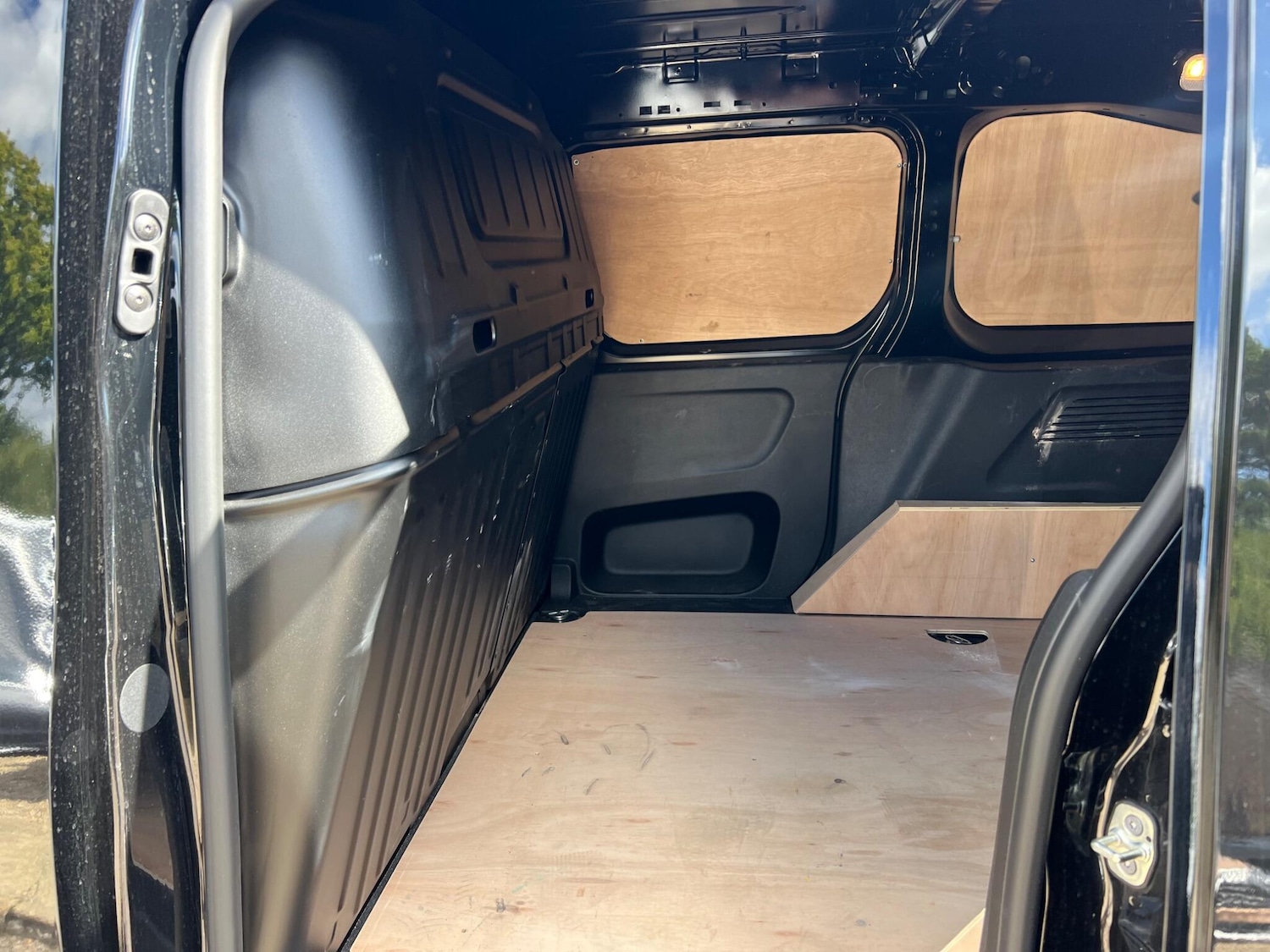 Used Peugeot Partner 2024 for sale - 75646604: Photo 79