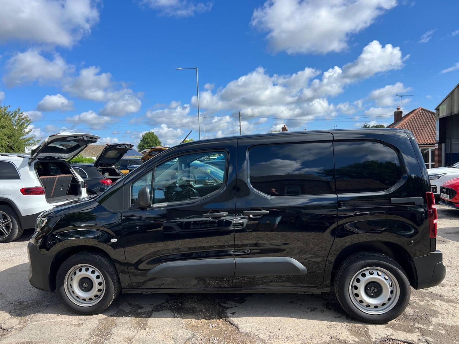 Used Peugeot Partner 2024 for sale - 75646604: Photo 81