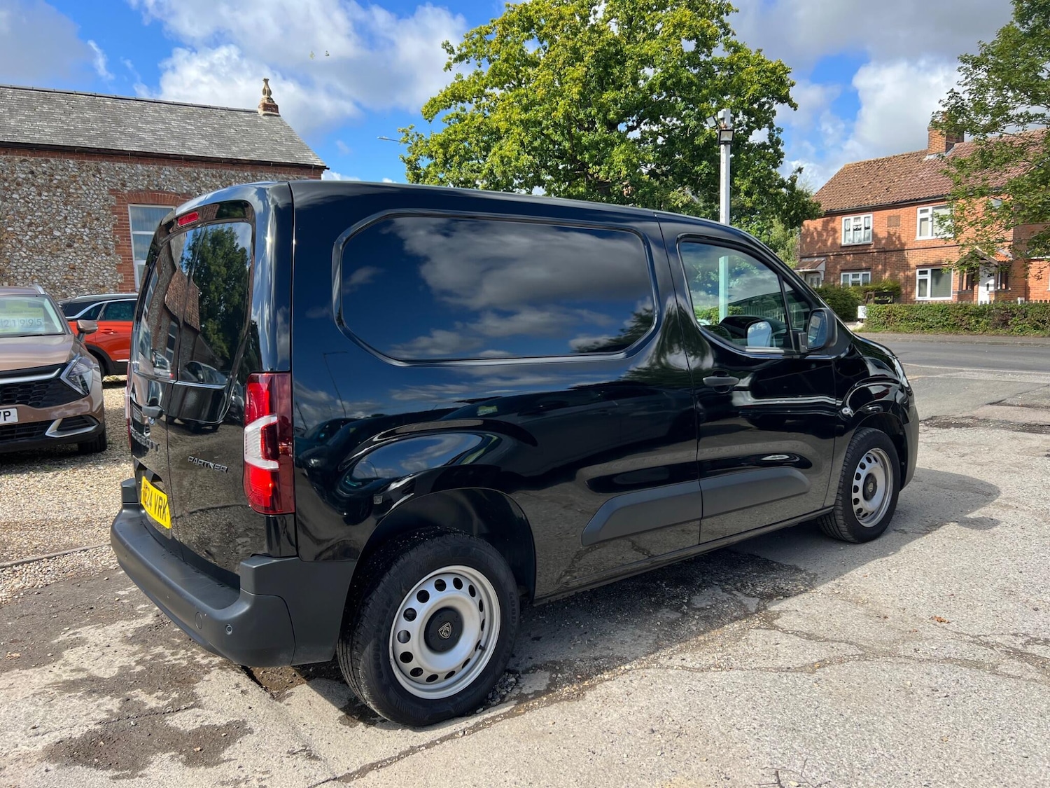 Used Peugeot Partner 2024 for sale - 75646604: Photo 92