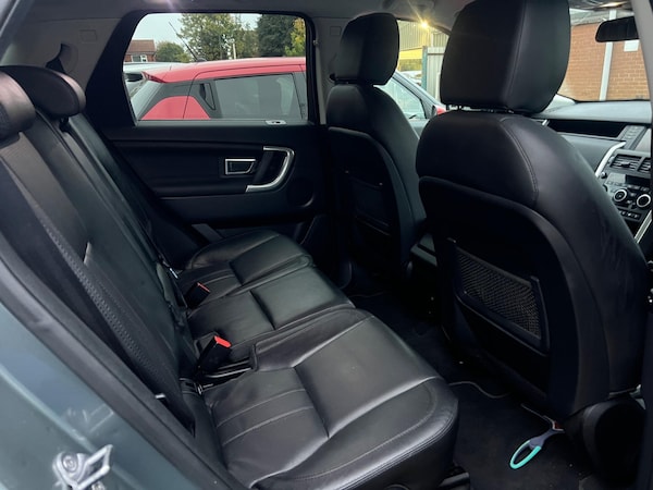 Used Land Rover Discovery Sport for sale - 76239718: Photo 3