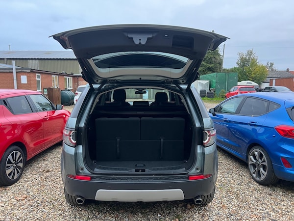Used Land Rover Discovery Sport for sale - 76239718: Photo 4