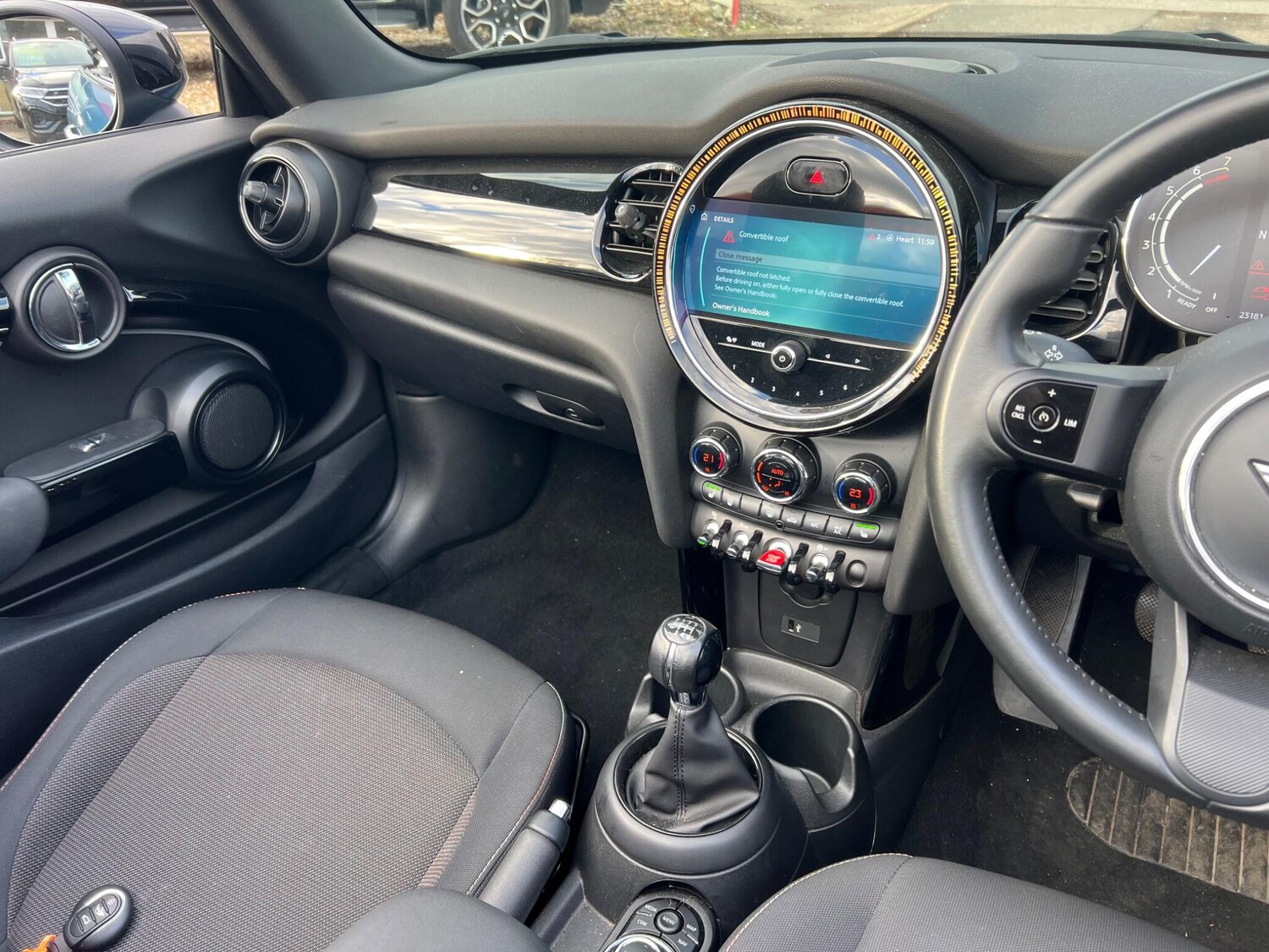 Used MINI Convertible 2022 for sale - 76913547: Photo 4