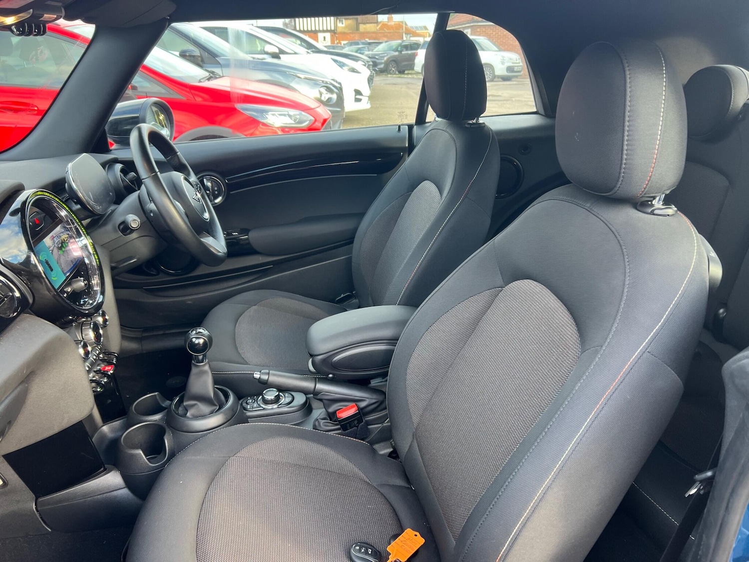 Used MINI Convertible 2022 for sale - 76913547: Photo 77