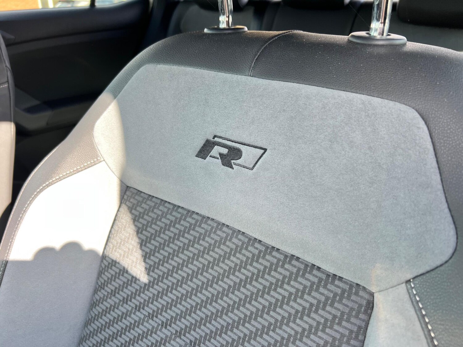 Used Volkswagen T-Cross 2019 for sale - 75757498: Photo 23