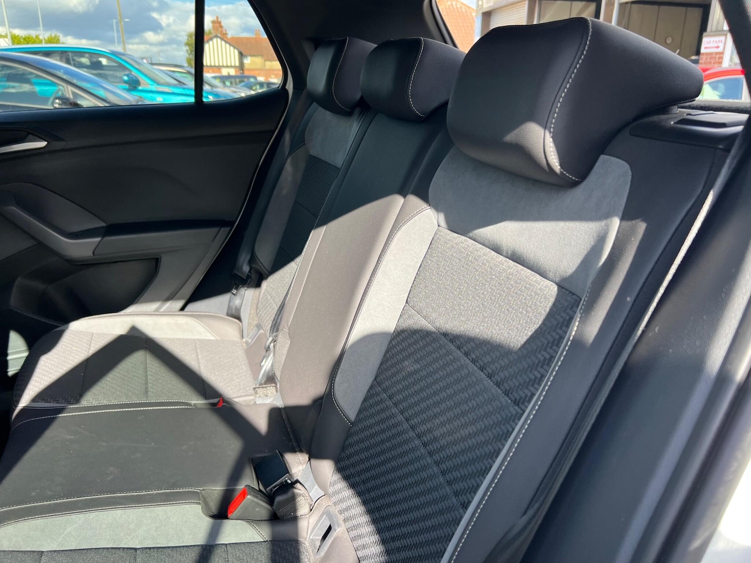 Used Volkswagen T-Cross 2019 for sale - 75757498: Photo 27