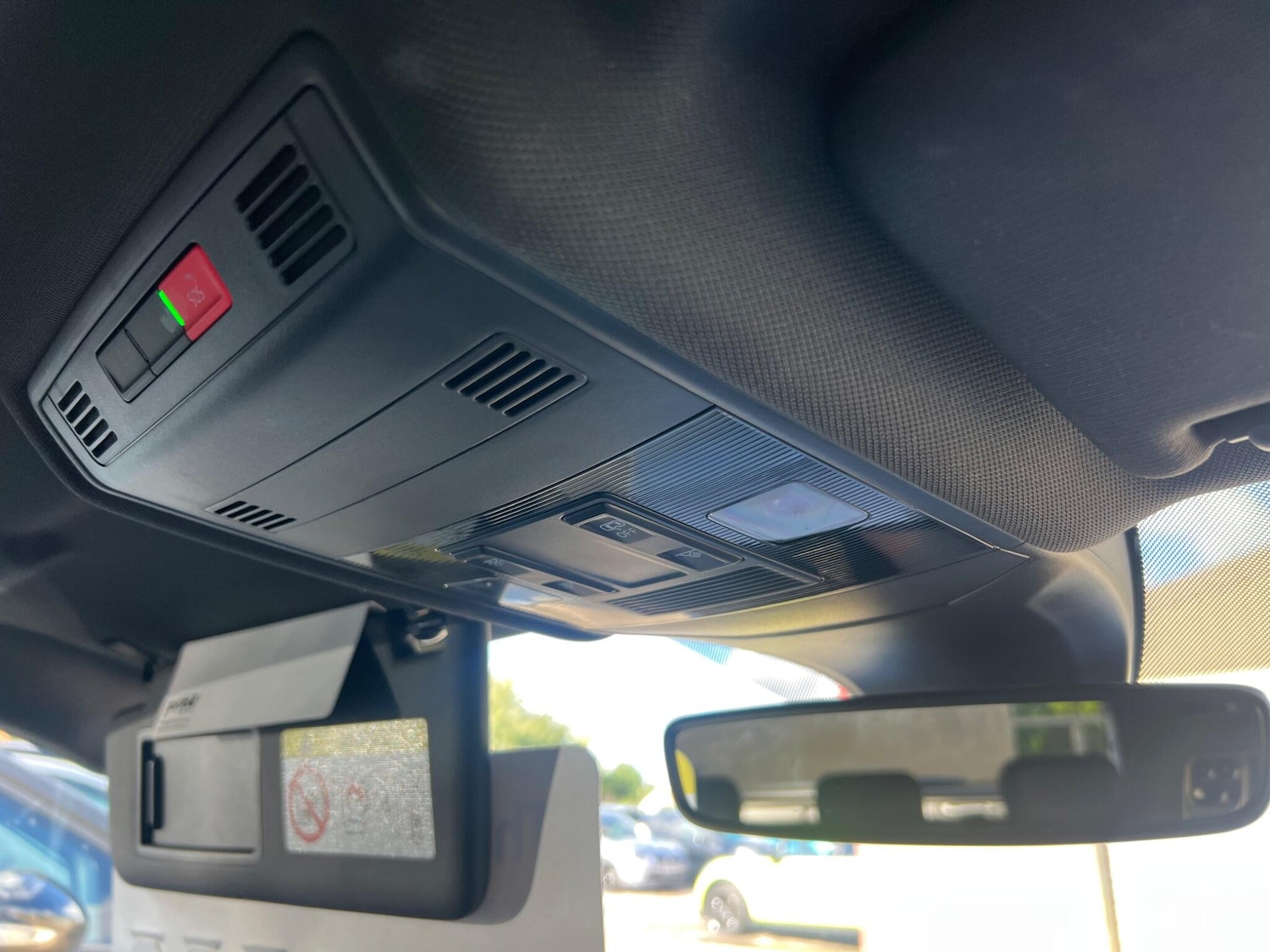 Used Volkswagen T-Cross 2019 for sale - 75757498: Photo 4