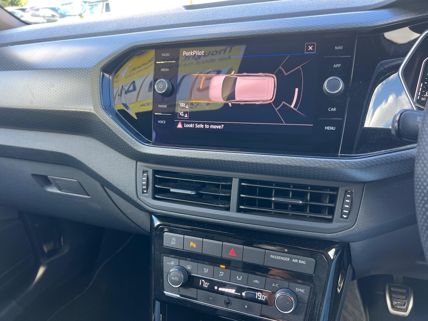 Used Volkswagen T-Cross 2019 for sale - 75757498: Photo 5