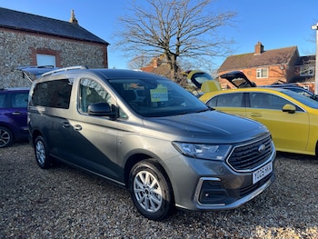 Used Ford Grand Tourneo Connect 2025 for sale - 76700999: Photo