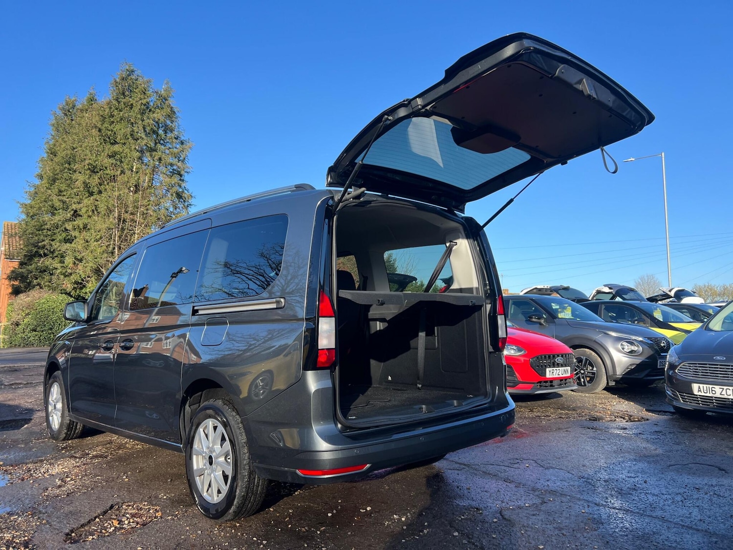 Used Ford Grand Tourneo Connect 2025 for sale - 76700999: Photo 6