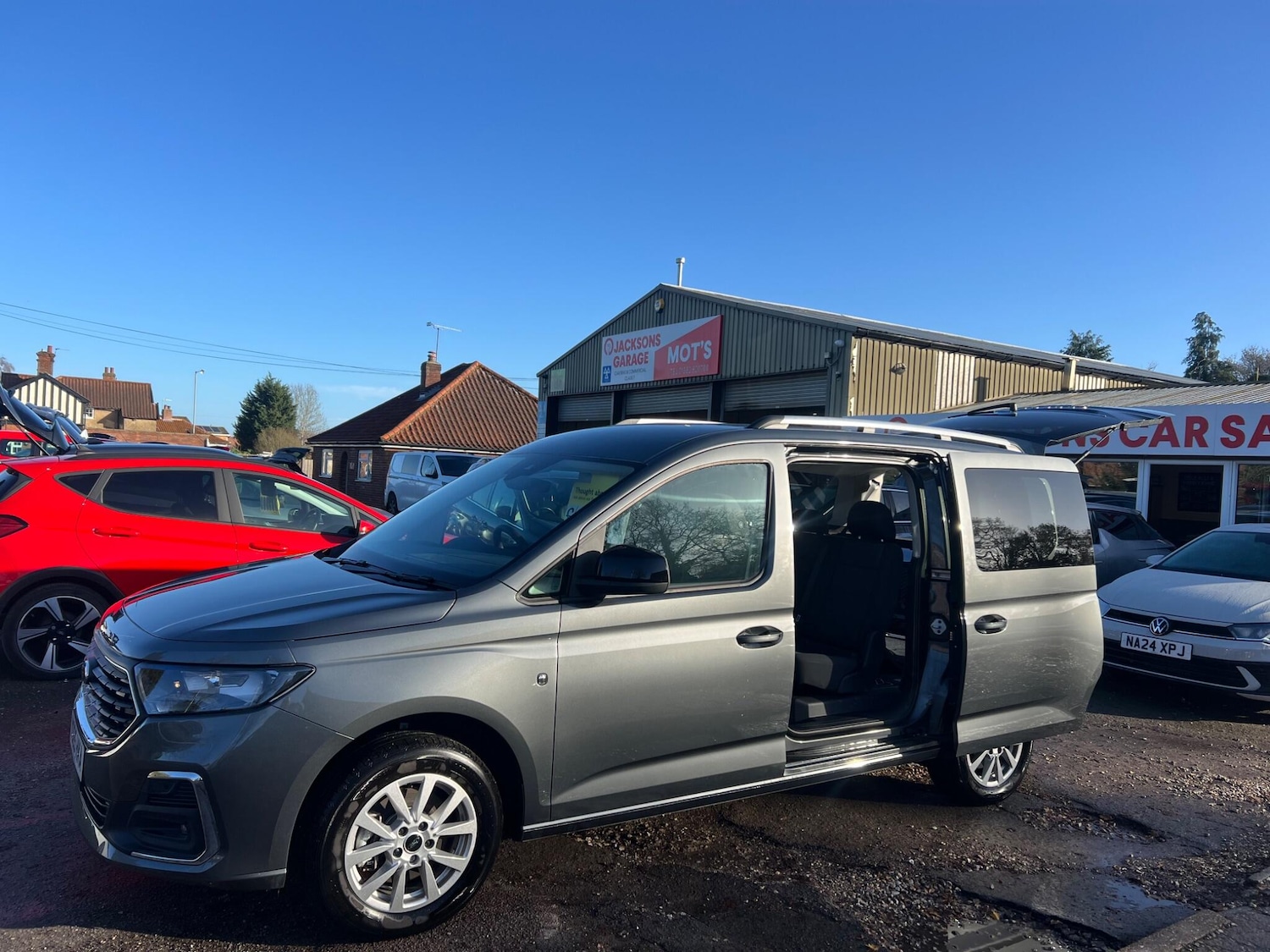 Used Ford Grand Tourneo Connect 2025 for sale - 76700999: Photo 79