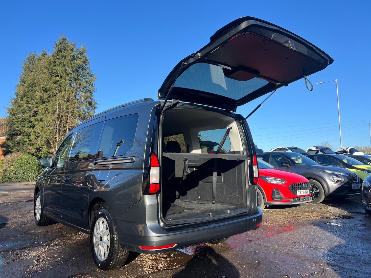 Used Ford Grand Tourneo Connect 2025 for sale - 76700999: Photo 88