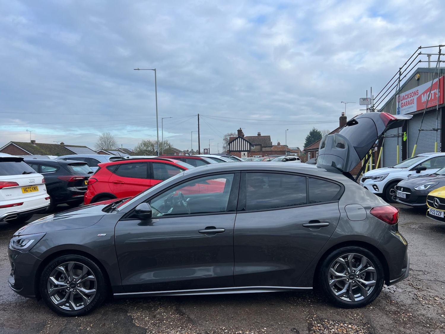 Used Ford Focus 2023 for sale - 77237603: Photo 31