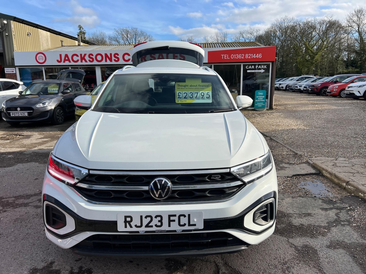 Used Volkswagen T-Roc 2023 for sale - 77267618: Photo 17