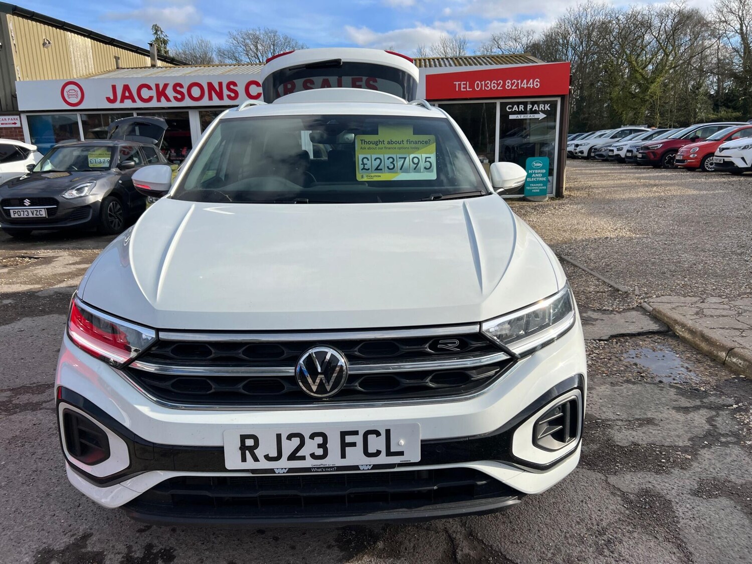 Used Volkswagen T-Roc 2023 for sale - 77267618: Photo 18