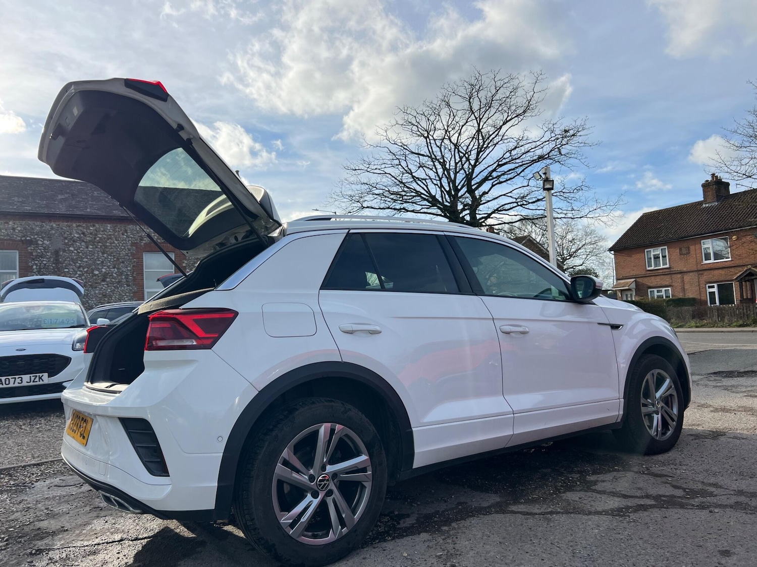 Used Volkswagen T-Roc 2023 for sale - 77267618: Photo 33