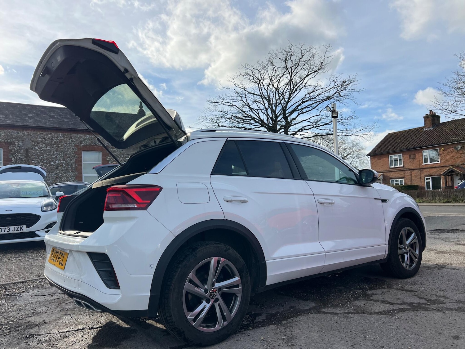 Used Volkswagen T-Roc 2023 for sale - 77267618: Photo 34