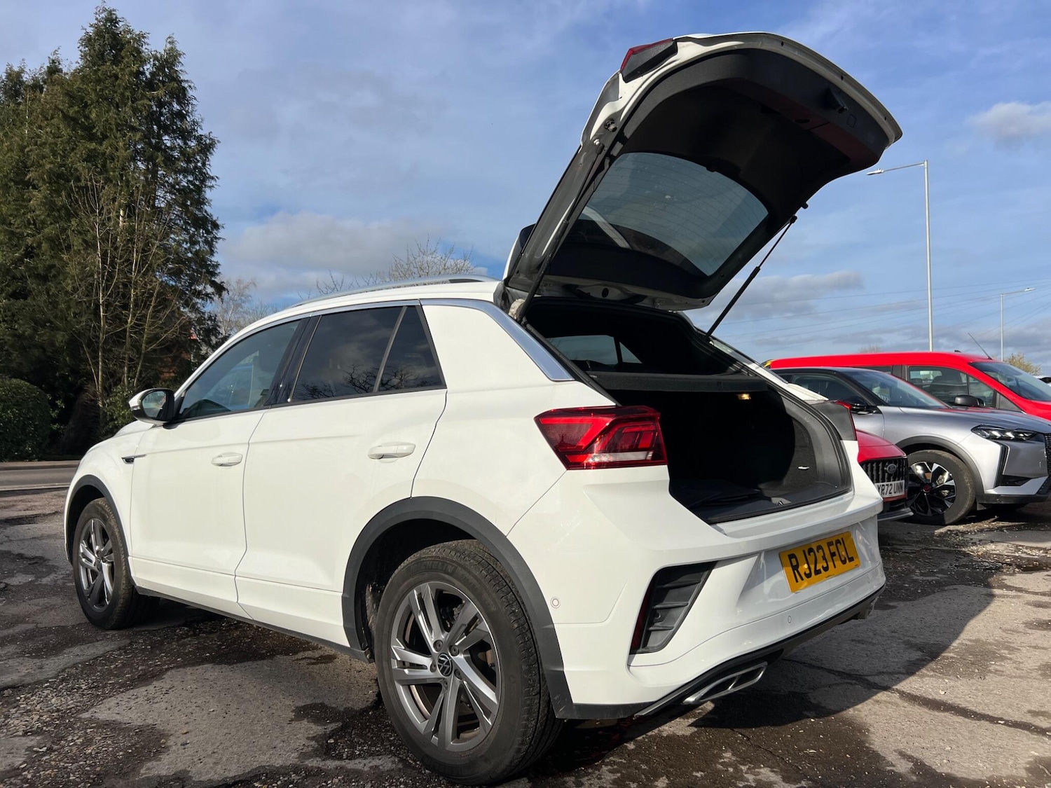 Used Volkswagen T-Roc 2023 for sale - 77267618: Photo 39