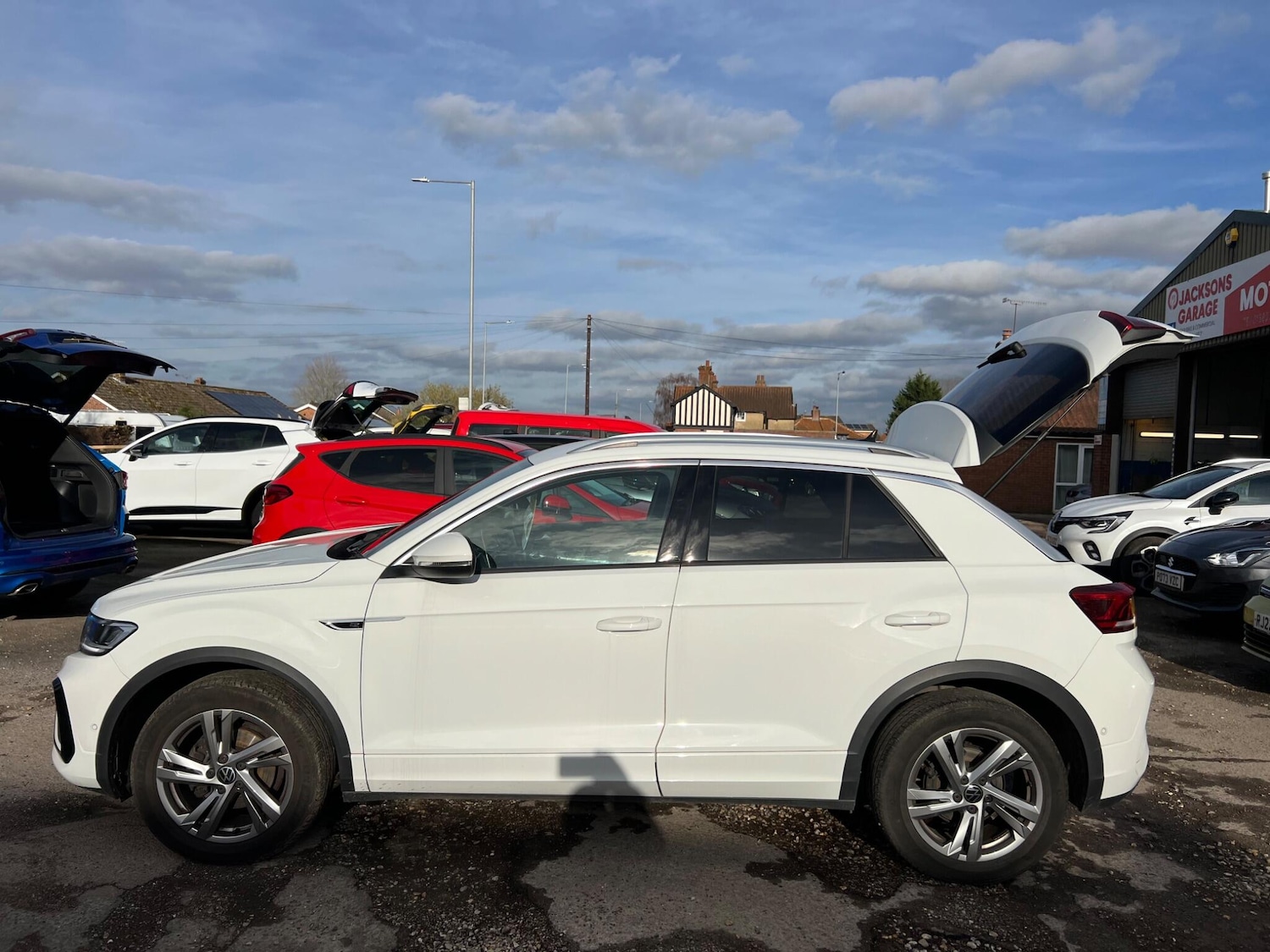 Used Volkswagen T-Roc 2023 for sale - 77267618: Photo 42