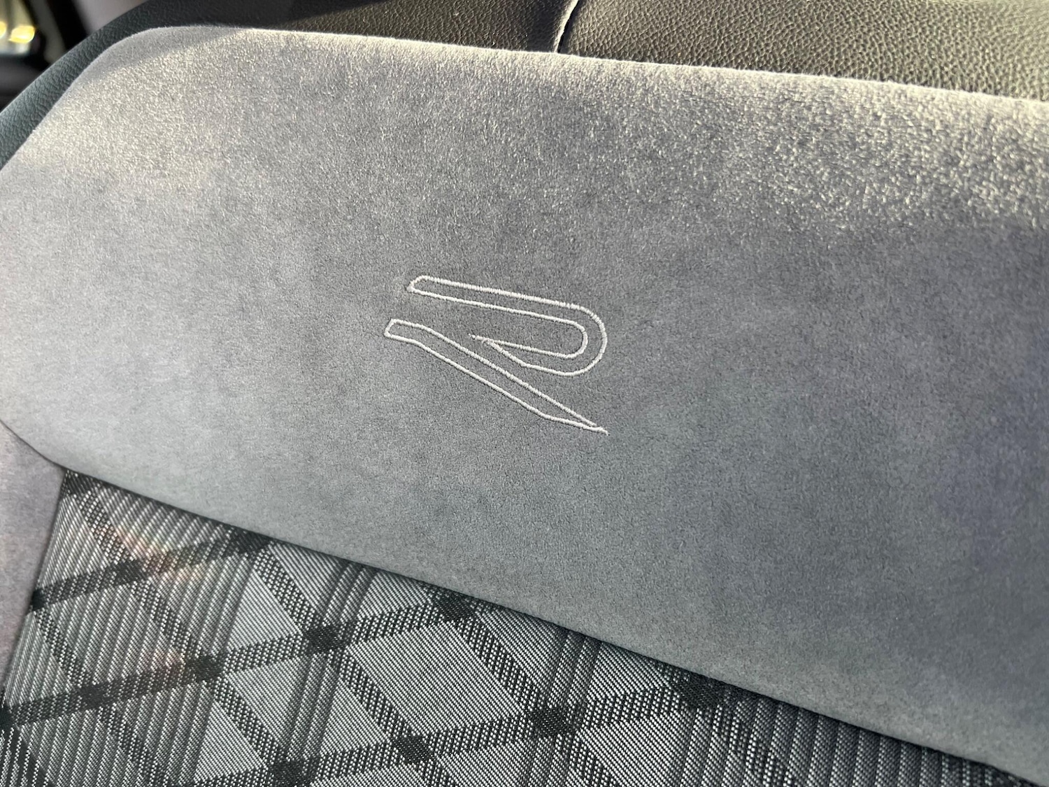 Used Volkswagen T-Roc 2023 for sale - 77267618: Photo 54