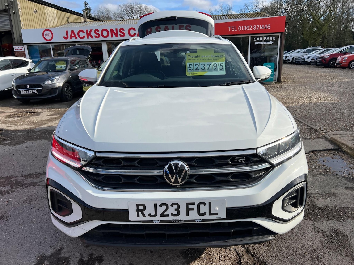 Used Volkswagen T-Roc 2023 for sale - 77267618: Photo 65