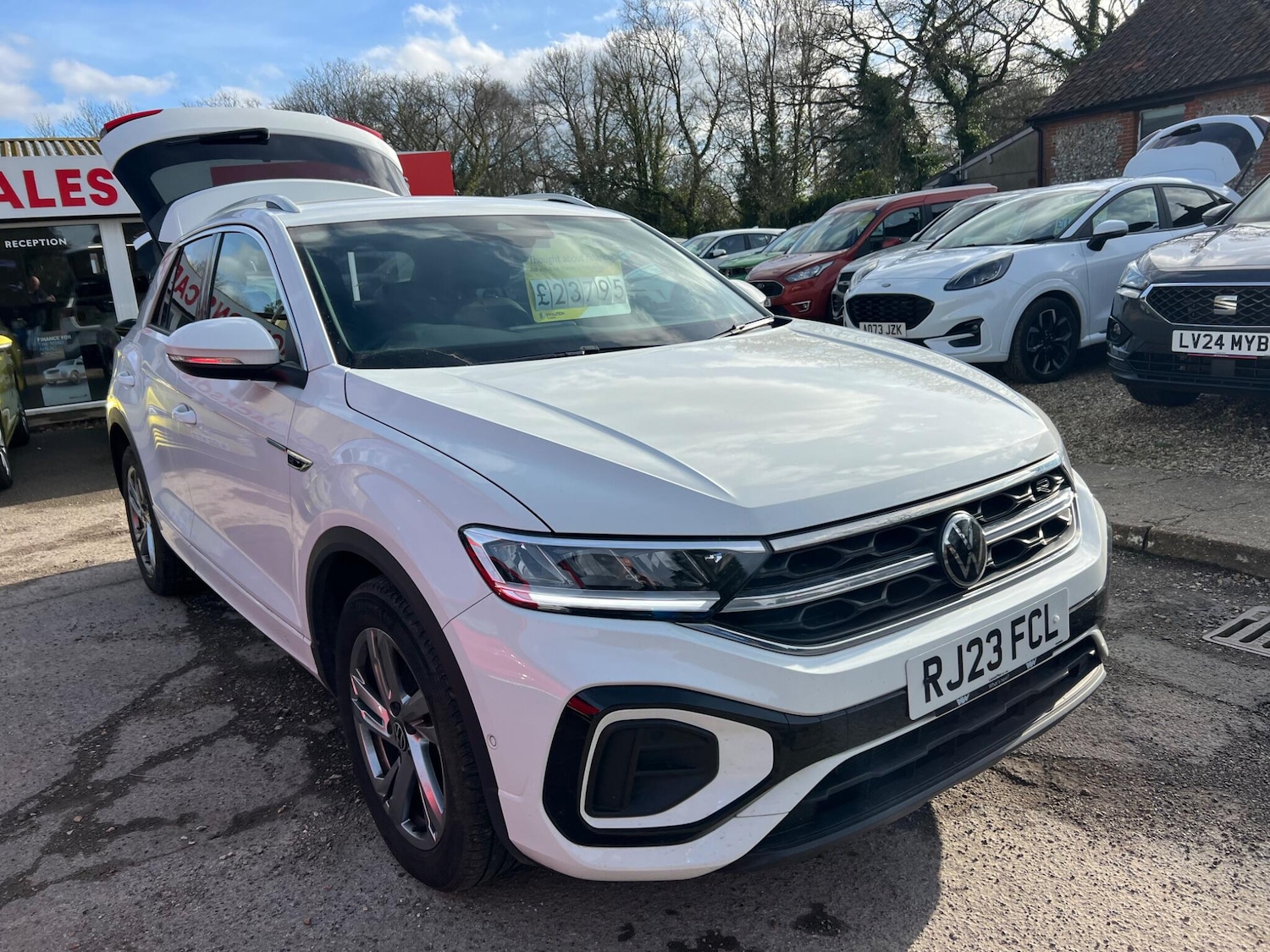 Used Volkswagen T-Roc 2023 for sale - 77267618: Photo 70