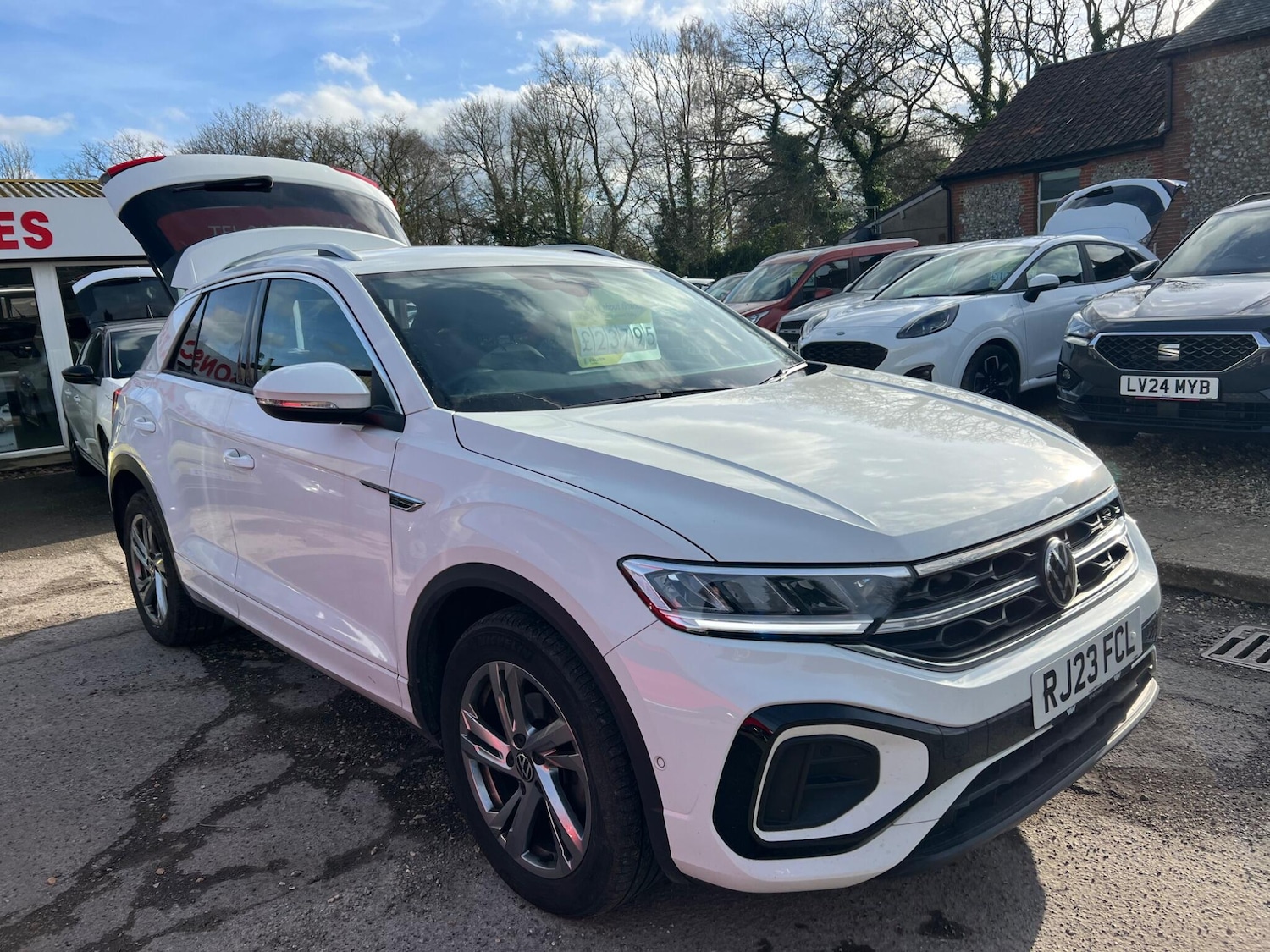 Used Volkswagen T-Roc 2023 for sale - 77267618: Photo 71