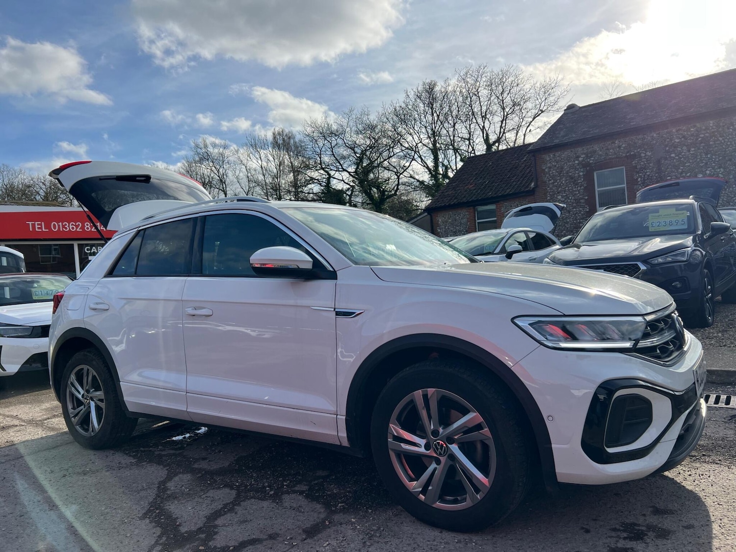 Used Volkswagen T-Roc 2023 for sale - 77267618: Photo 74