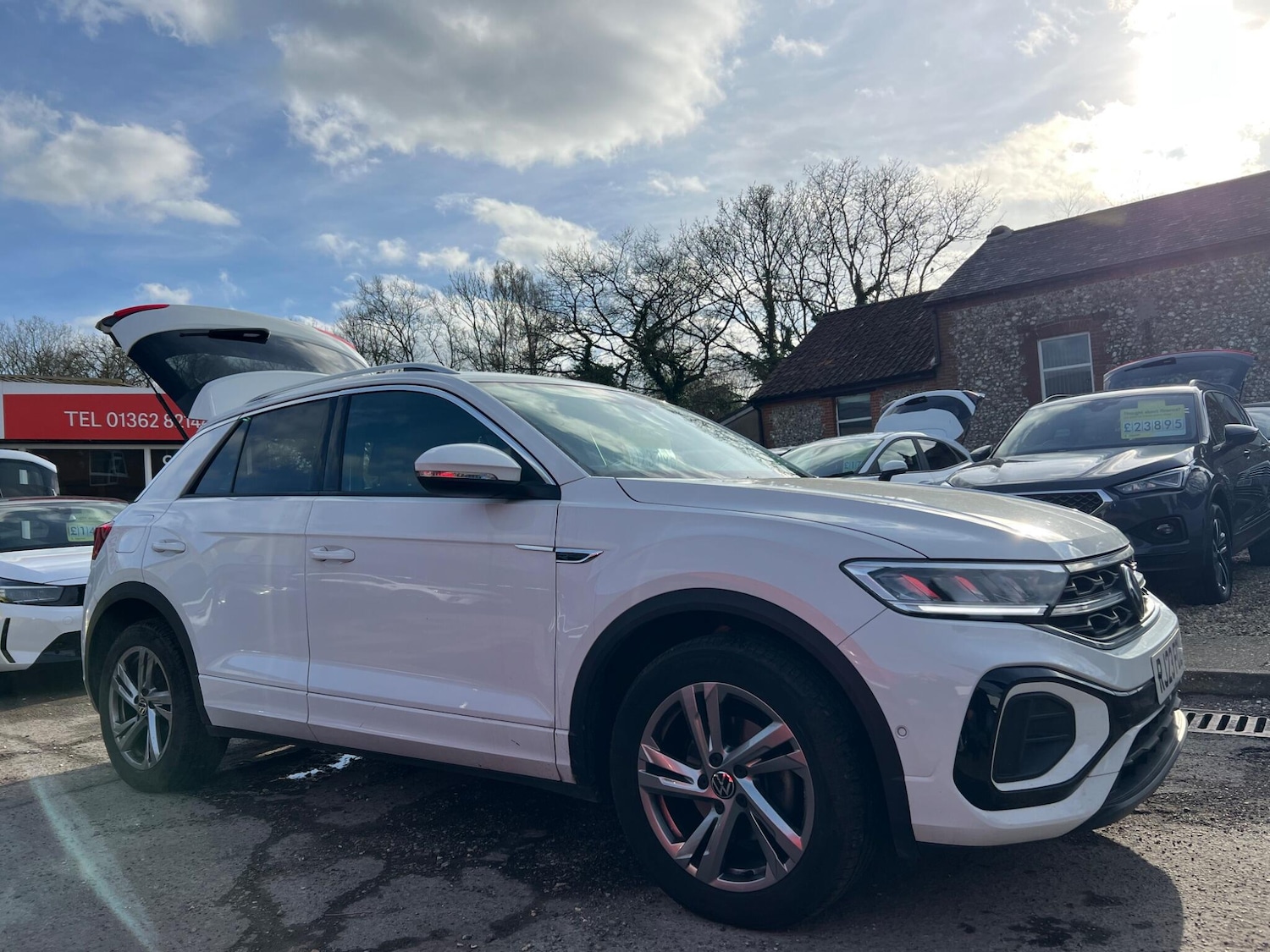 Used Volkswagen T-Roc 2023 for sale - 77267618: Photo 76