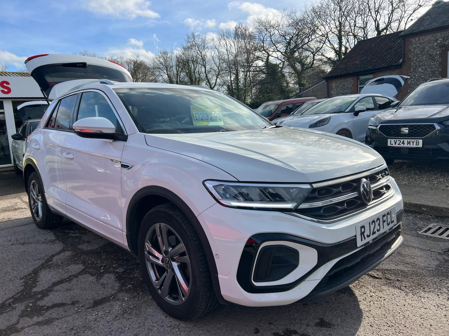 Used Volkswagen T-Roc 2023 for sale - 77267618: Photo 80