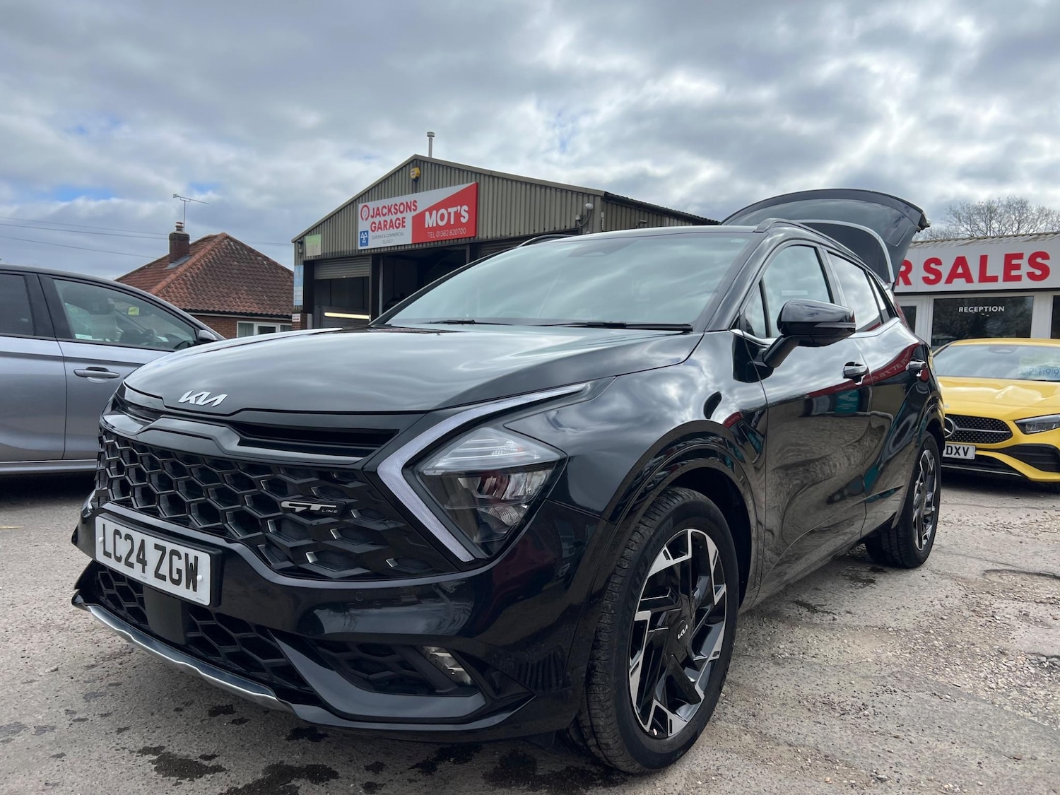 Used Kia Sportage 2024 for sale - 76994451: Photo 2