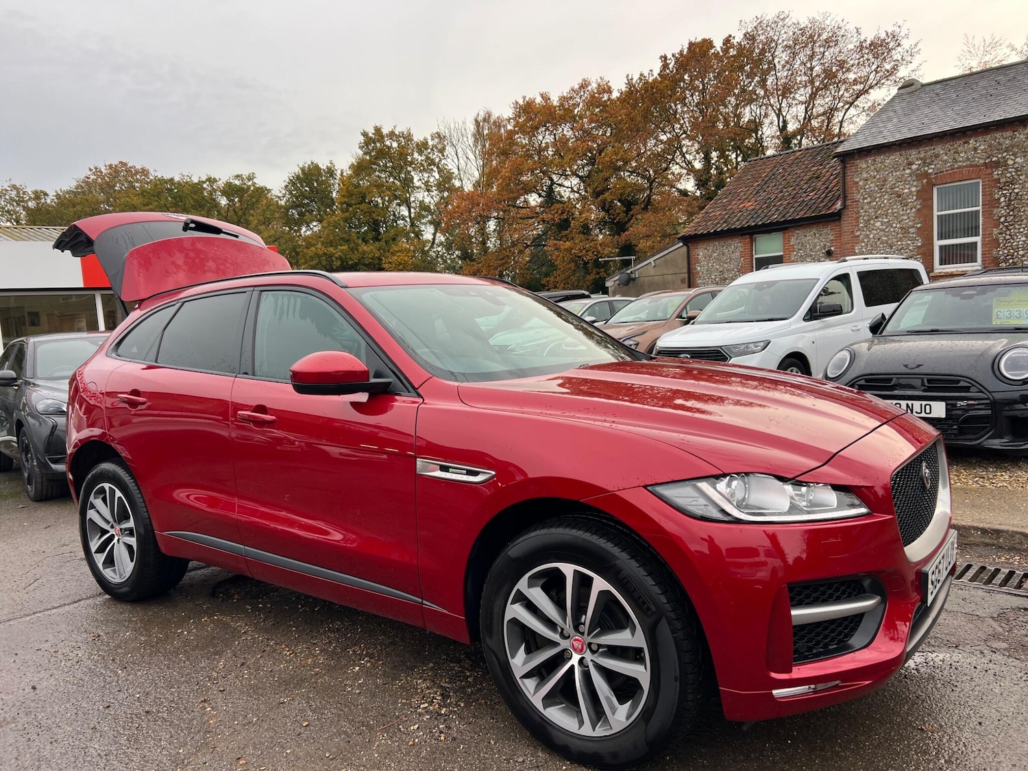 Used Jaguar F-Pace 2017 for sale - 76498844: Photo 20