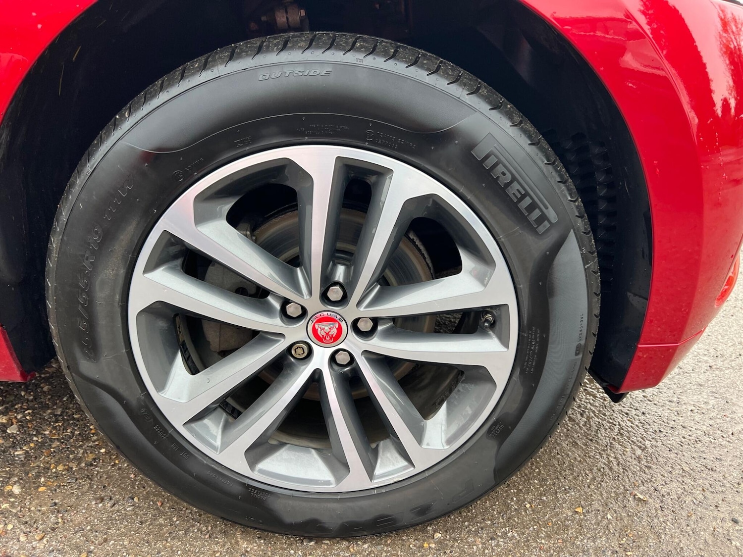 Used Jaguar F-Pace 2017 for sale - 76498844: Photo 24