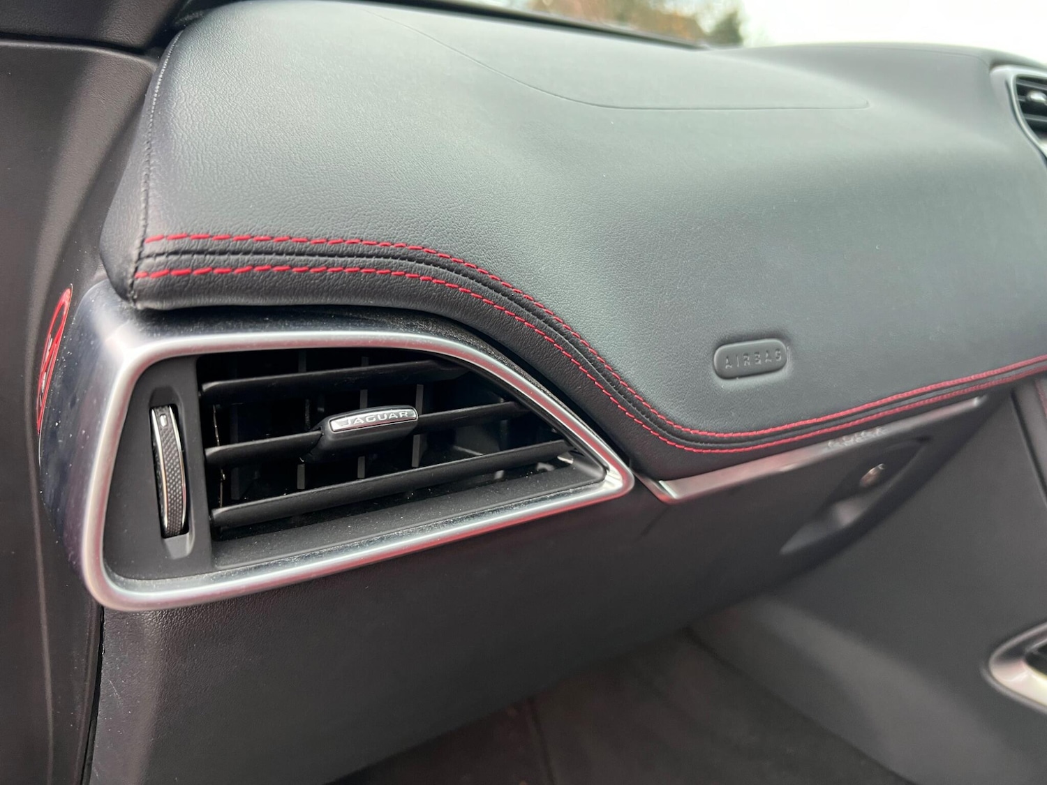 Used Jaguar F-Pace 2017 for sale - 76498844: Photo 47