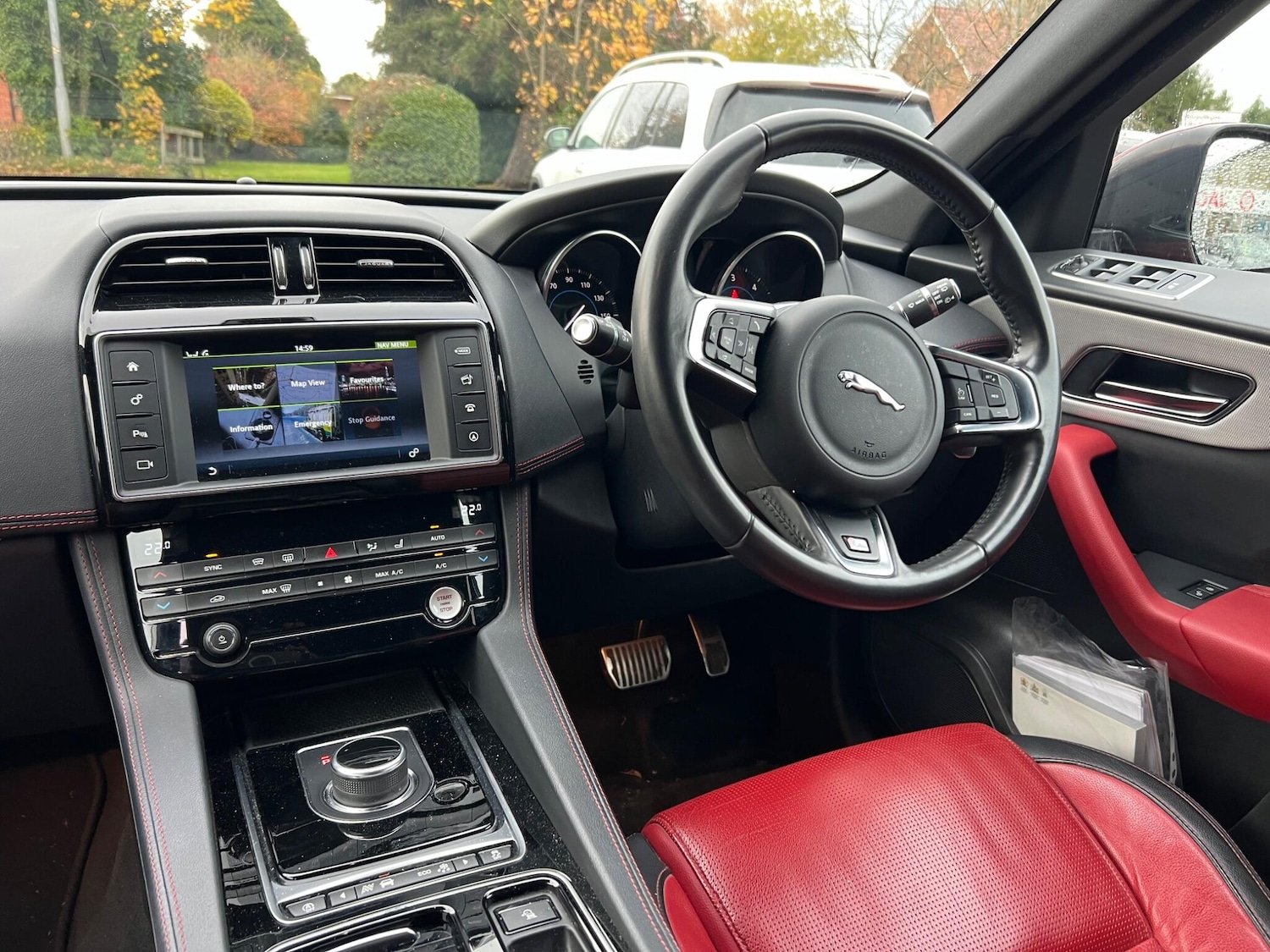 Used Jaguar F-Pace 2017 for sale - 76498844: Photo 51