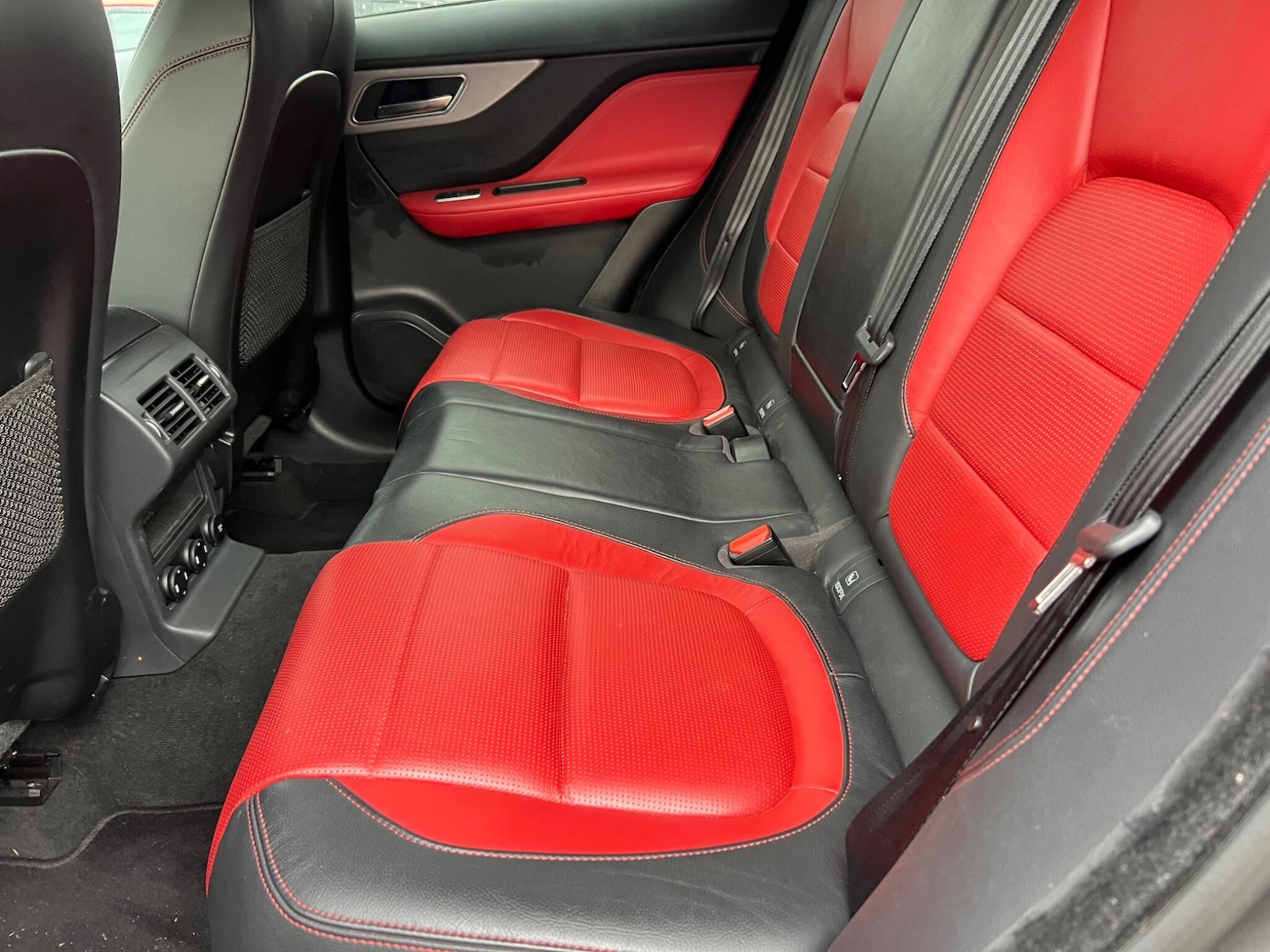 Used Jaguar F-Pace 2017 for sale - 76498844: Photo 54