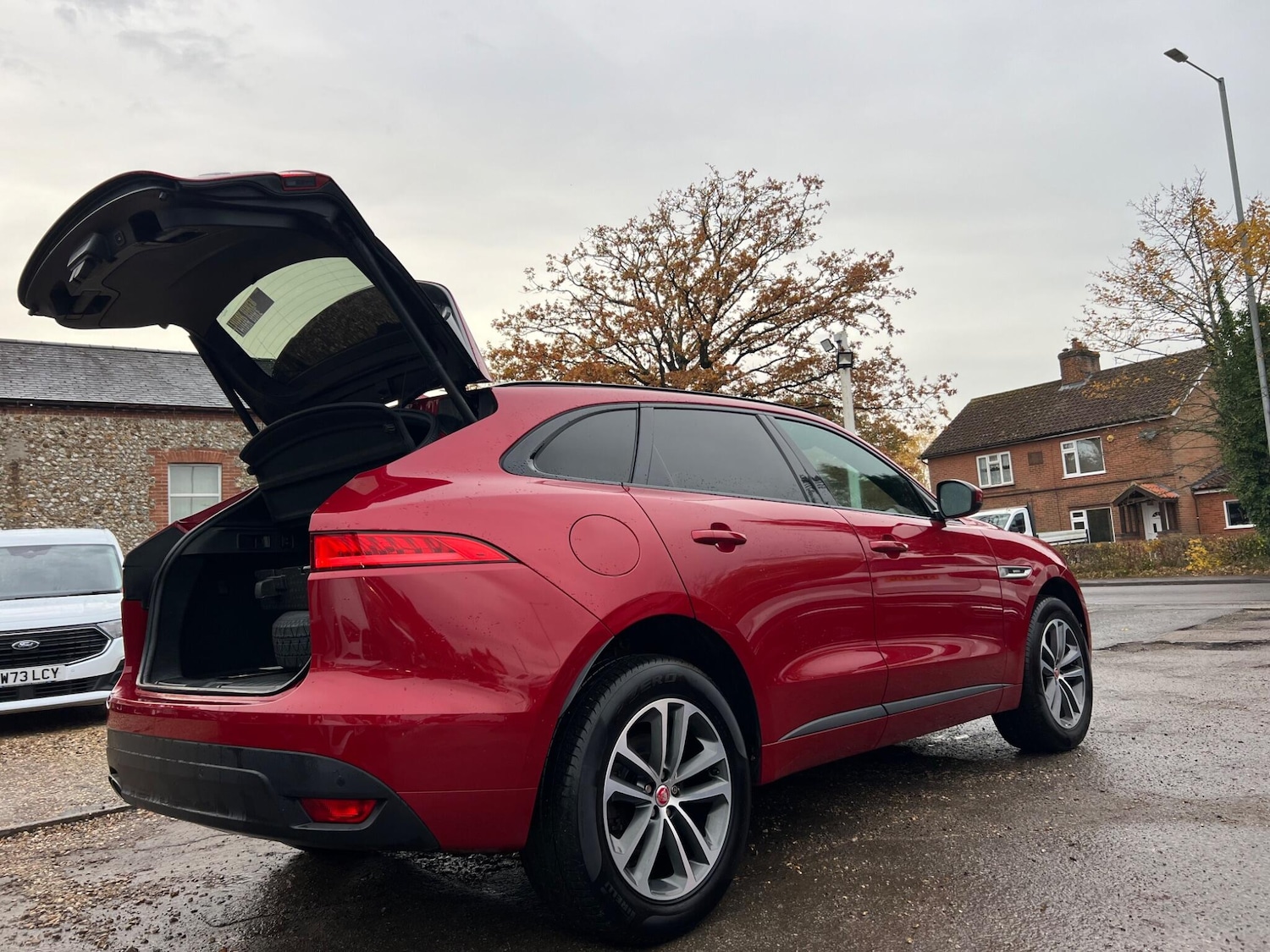 Used Jaguar F-Pace 2017 for sale - 76498844: Photo 61